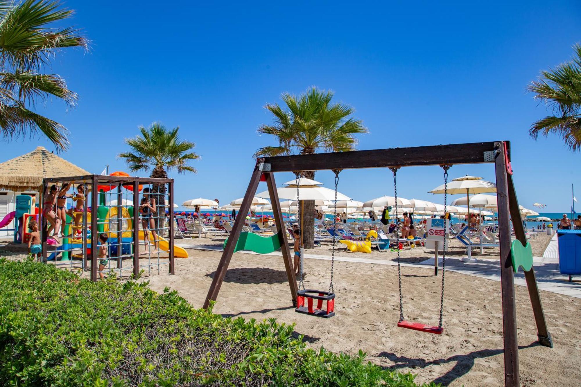 Residence Sunrise San Benedetto del Tronto Bagian luar foto