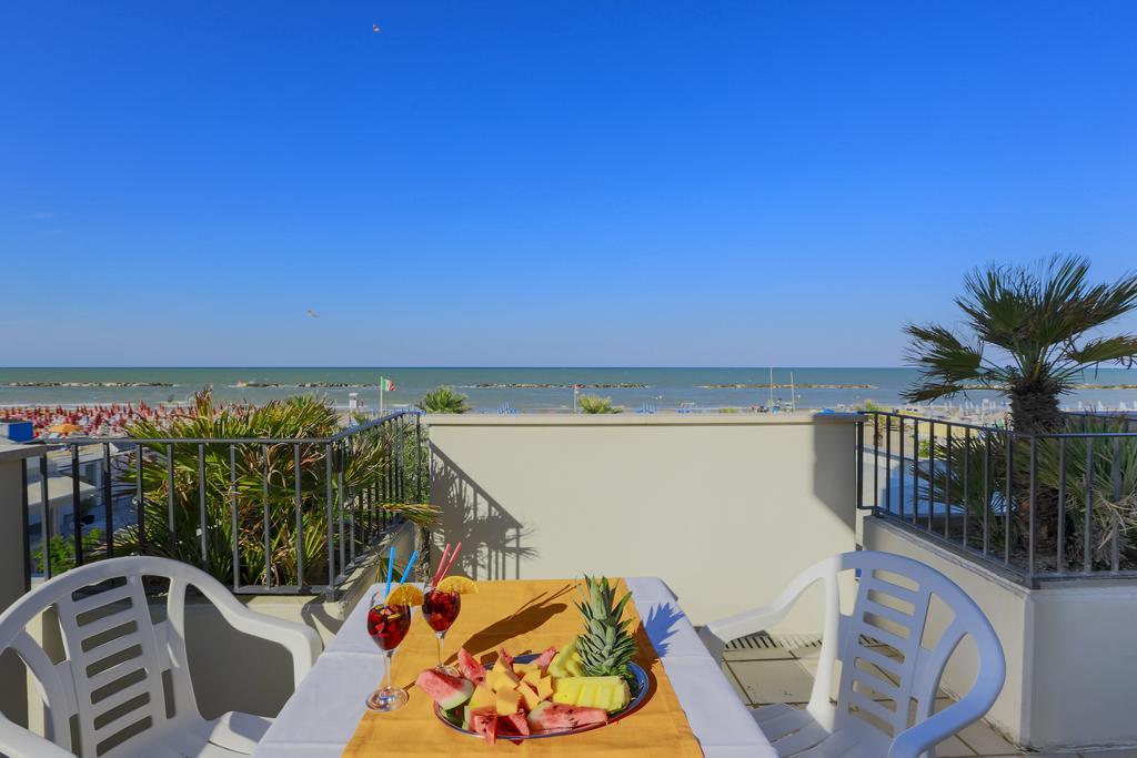 Residence Sunrise San Benedetto del Tronto Bagian luar foto