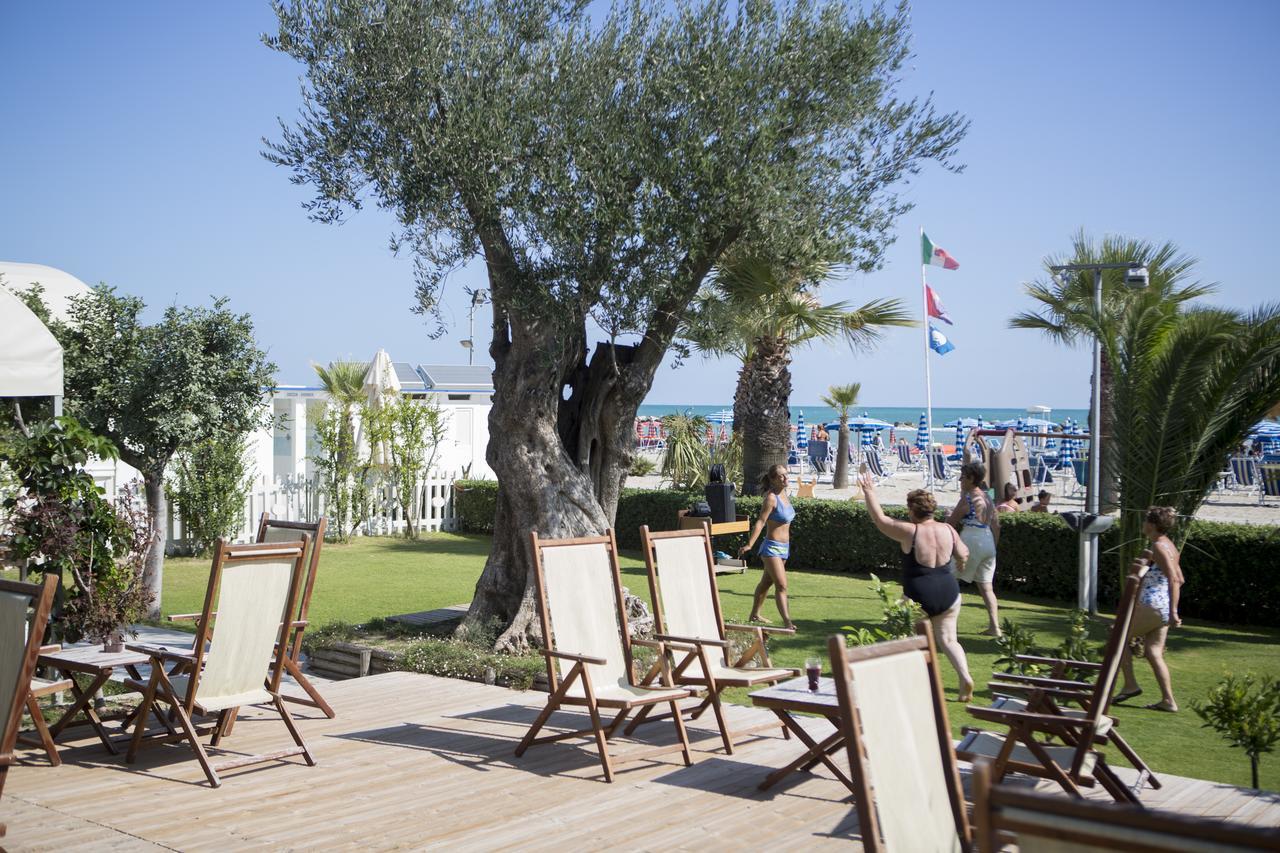 Residence Sunrise San Benedetto del Tronto Bagian luar foto