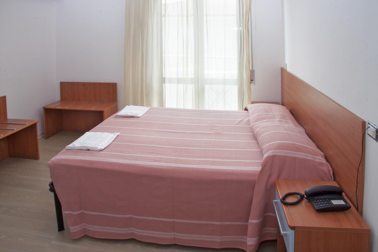 Residence Sunrise San Benedetto del Tronto Bagian luar foto